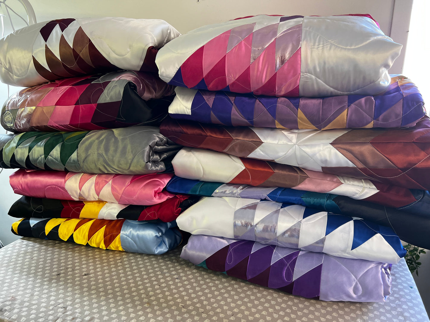 Bundle of Stars - Star Robe Bundle (10 Satin Quilts)